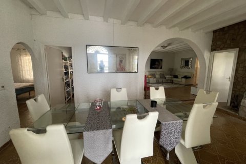 Villa for sale Punta Prima, Alicante, Spain 6 bedrooms, 322 sq.m. No. 114343 - photo 6