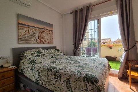 Villa till salu Alicante, Spanien 3 sovrum, 81 kvm. Nr. 139447 - foto 13