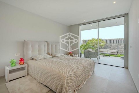 Villa for sale Adeje, Tenerife, Spain 4 bedrooms, 281 sq.m. No. 111114 - photo 8