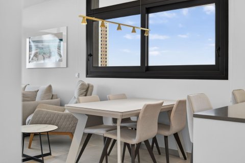 Apartment à vendre à Benidorm, Alicante, Espagne, 2 chambres, 130 m2 No. 194086 - photo 2