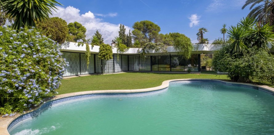 House Barcelona, Spain 4 bedrooms, 810 sq.m. No. 73155