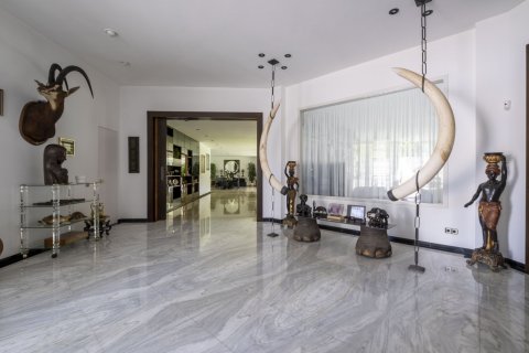 House for sale Barcelona, Spain 4 bedrooms, 810 sq.m. No. 73155 - photo 12