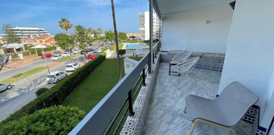 Apartment Torremolinos, Malaga, Spain 3 bedrooms, 140 sq.m. No. 107676