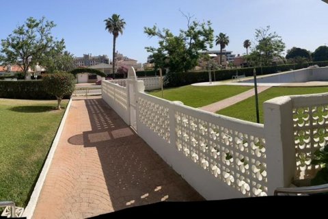 Apartment for rent Torremolinos, Malaga, Spain 3 bedrooms, 140 sq.m. No. 107676 - photo 6