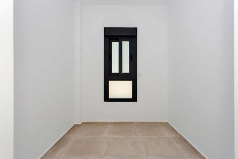 Dzīvoklis pārdošanā Daya Nueva, Alicante, Spānijā 3 istabas, 110 m2 Nr. 146921 - attēls 18