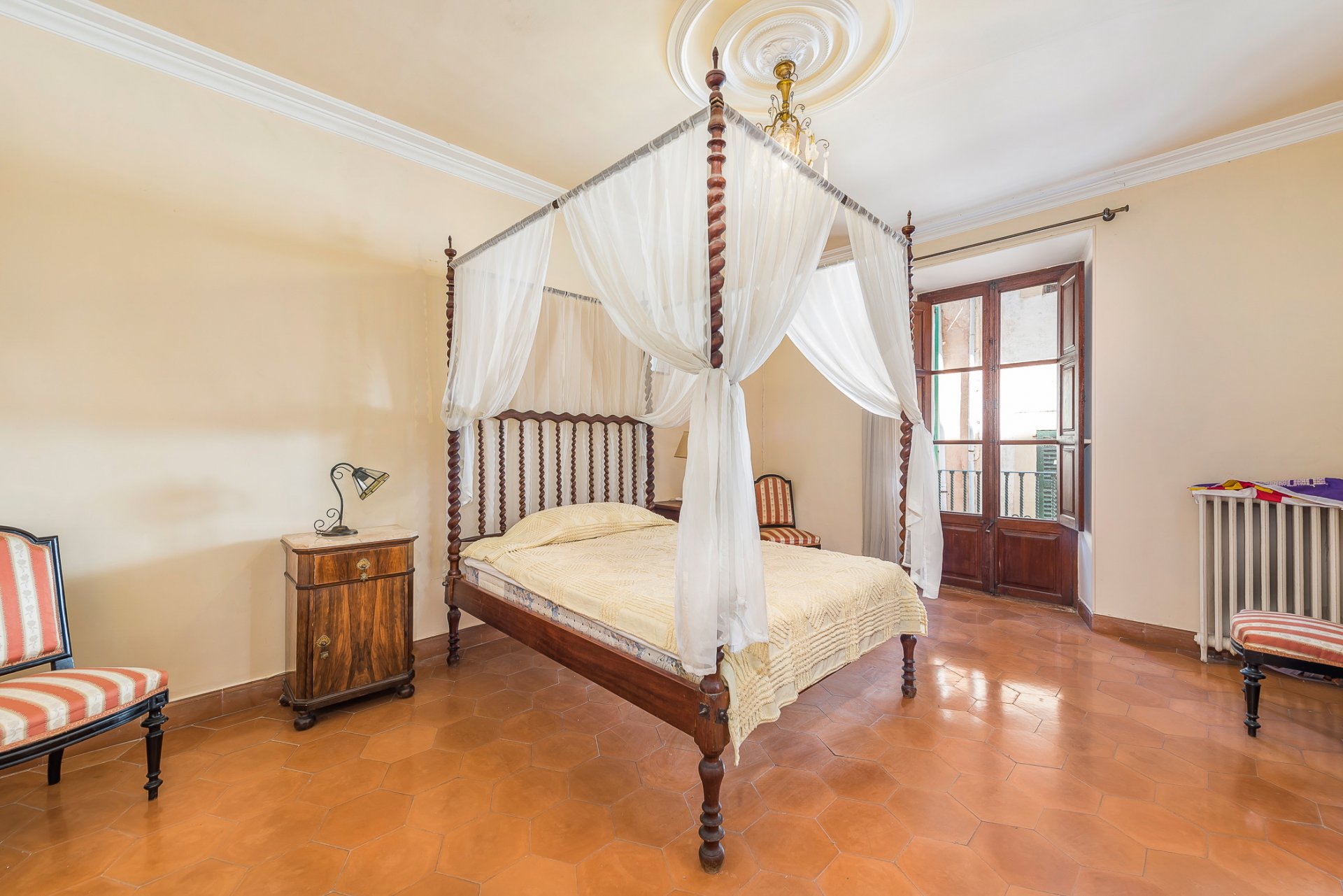 Villetta a schiera a Soller, Mallorca, Spagna 8 camere da letto, 790 mq. N° 32765