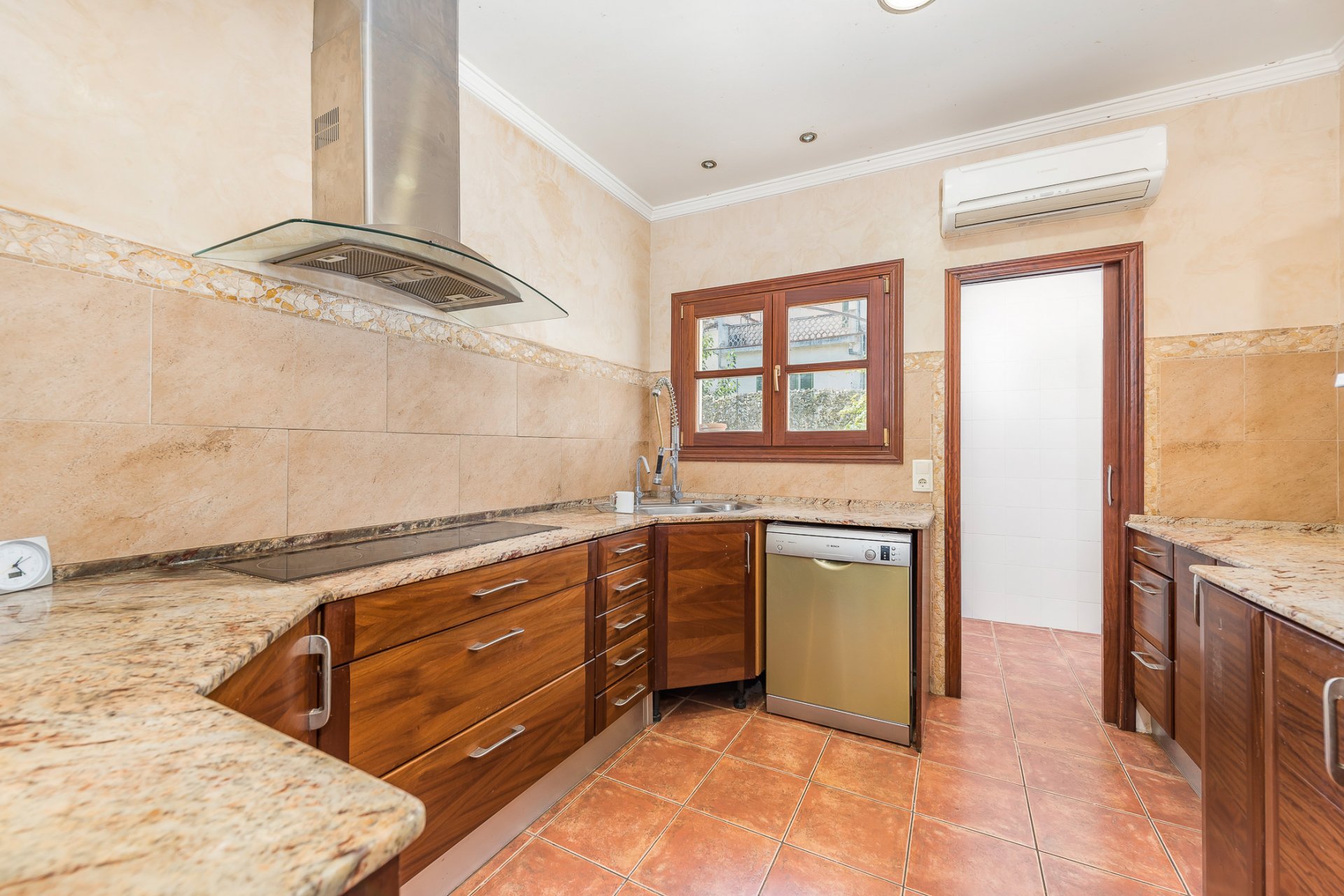 Villetta a schiera a Soller, Mallorca, Spagna 8 camere da letto, 790 mq. N° 32765