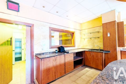 Propiedad comercial en alquiler en Barcelona, España 65 m2 No. 188512 - foto 11