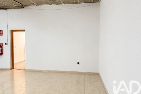 Komerciāls īpašums īrēšanai Silla, Valencia, Spānijā 240 m2 Nr. 188513 - attēls 3