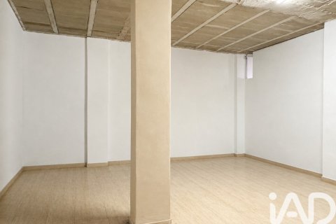 Komerciāls īpašums īrēšanai Silla, Valencia, Spānijā 240 m2 Nr. 188513 - attēls 4