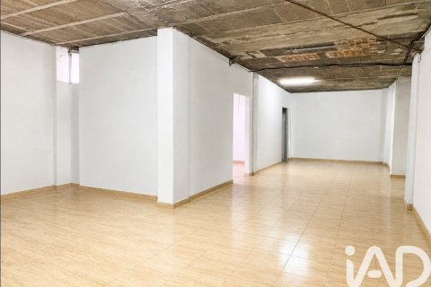 Komerciāls īpašums Silla, Valencia, Spānijā 240 m2 Nr. 188513