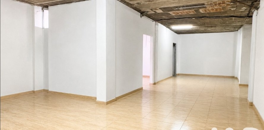 Komerciāls īpašums Silla, Valencia, Spānijā 240 m2 Nr. 188513