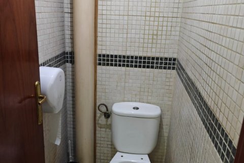 Komerciāls īpašums īrēšanai Badalona, Barcelona, Spānijā 100 m2 Nr. 188511 - attēls 8