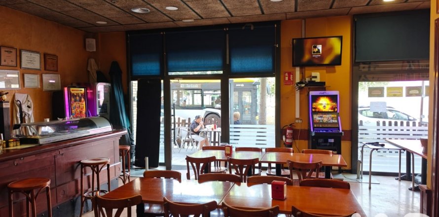 Komerciāls īpašums Badalona, Barcelona, Spānijā 100 m2 Nr. 188511