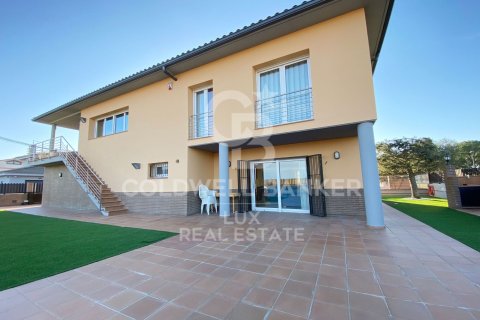 Hus till salu i Vilamalla, Girona, Spanien 4 sovrum, 395 kvm. Nr. 159656 - foto 5