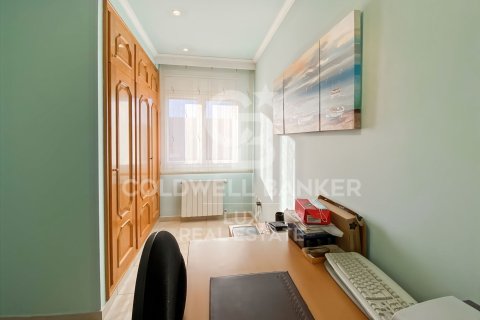 Продажа дома в Виламалла, Герона, Испания 4 спальни, 395м2 №159656 - фото 20