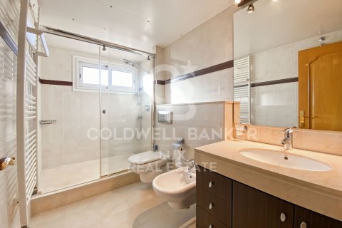 Продажа дома в Виламалла, Герона, Испания 4 спальни, 395м2 №159656 - фото 17