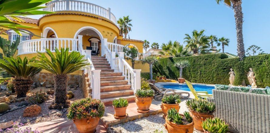 Villa à Gran Alacant, Alicante, Espagne 3 chambres, 185 m2 No. 137945