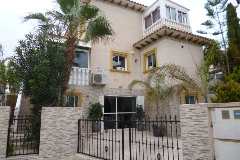 Villa à vendre Alicante, Espagne, 4 chambres,  No. 137818 - photo 2