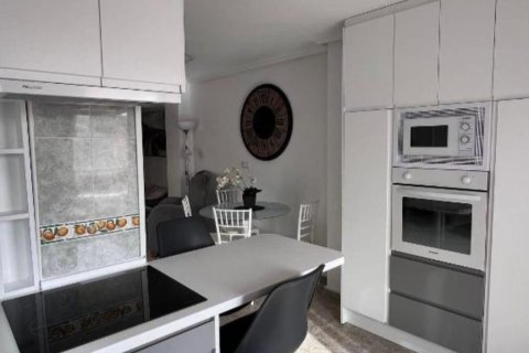 Apartment for sale Torrevieja, Alicante, Spain 2 bedrooms, 74 sq.m. No. 137816 - photo 10