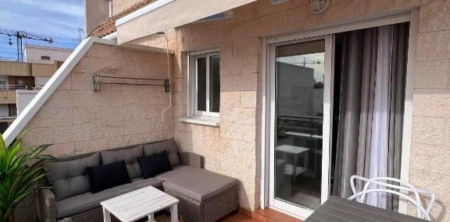 Apartment Torrevieja, Alicante, Spain 2 bedrooms, 74 sq.m. No. 137816