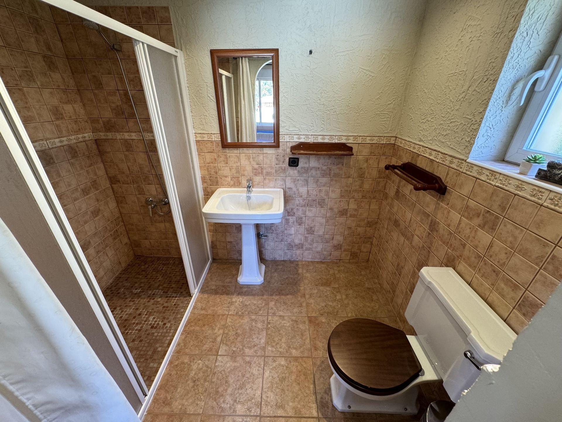 Talo Callosa D'en Sarria, Alicante, Espanja 4 makuuhuonetta, 239 m2 No. 95461