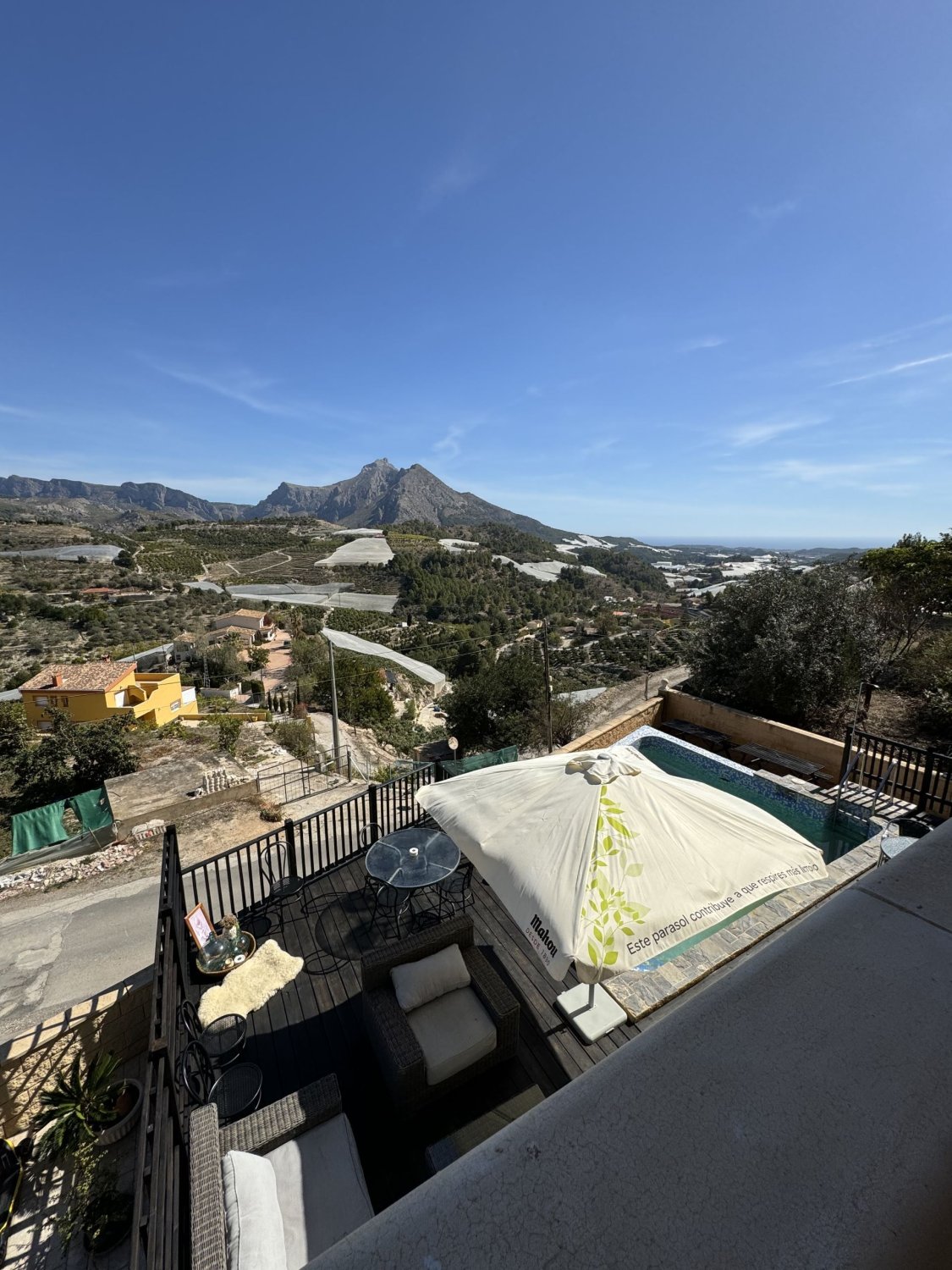 Talo Callosa D'en Sarria, Alicante, Espanja 4 makuuhuonetta, 239 m2 No. 95461