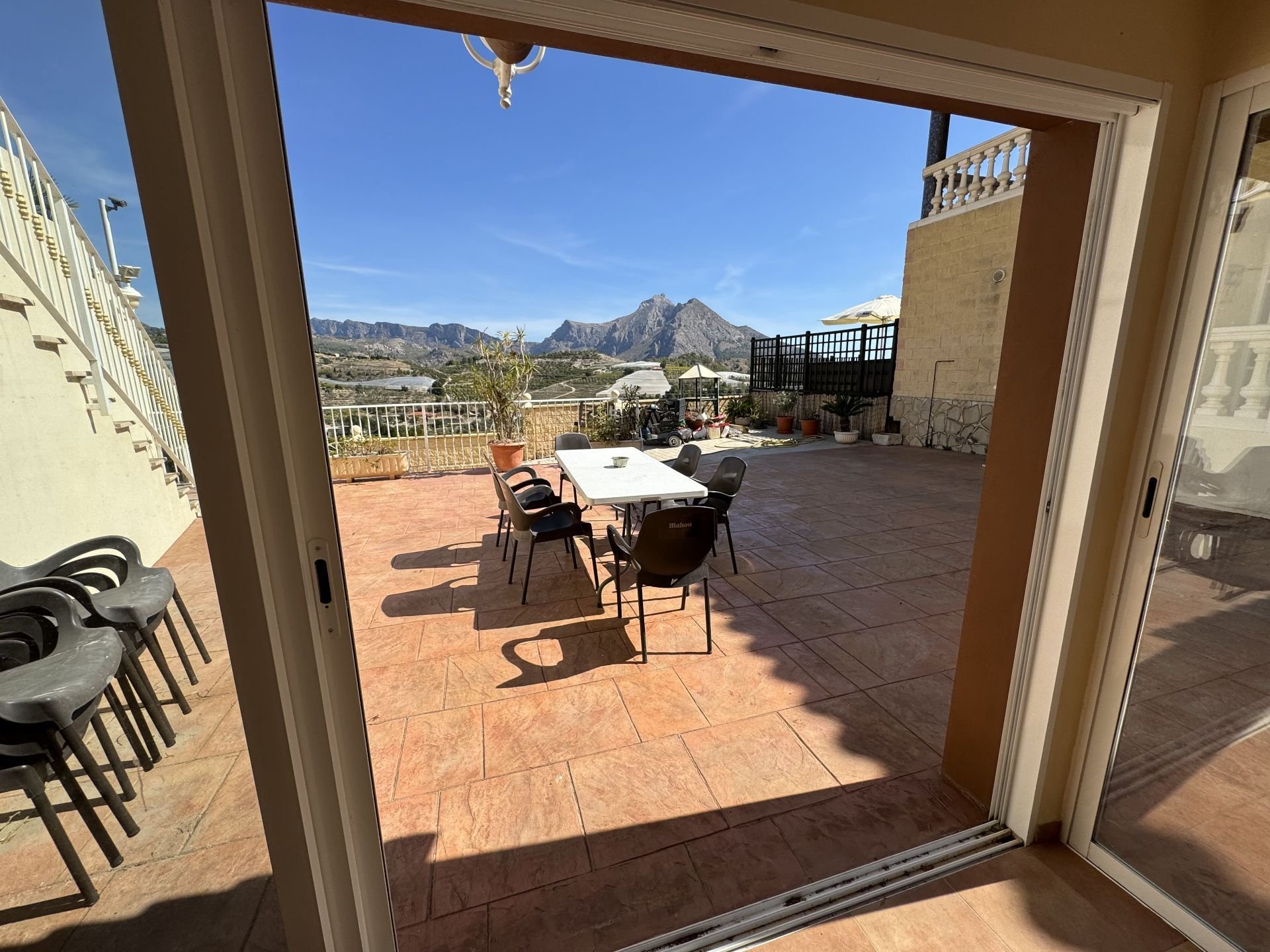 Talo Callosa D'en Sarria, Alicante, Espanja 4 makuuhuonetta, 239 m2 No. 95461