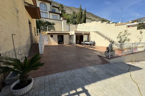 Дом в Каллоса Д'эн Саррия, Аликанте, Испания 4 спальни, 239м2 №95461