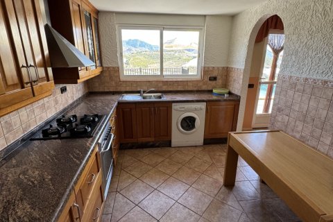 Dom w Callosa D'en Sarria, Alicante, Hiszpania 4 sypialnie, 239 mkw. nr 95461 – zdjęcie 10