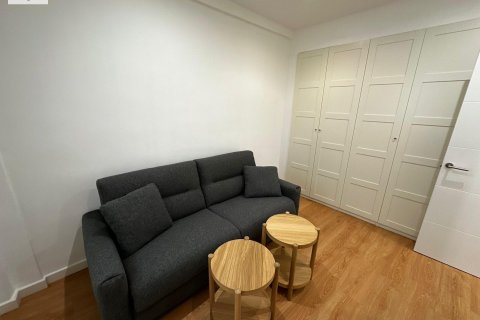 Apartment for rent in Valencia, Spain 2 bedrooms, 190 sq.m. No. 143738 - photo 14