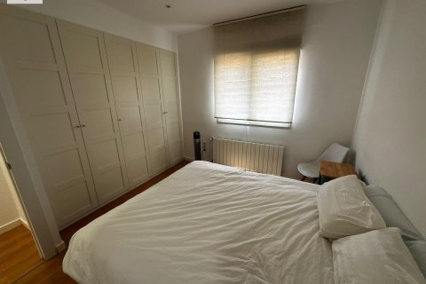 Apartment for rent in Valencia, Spain 2 bedrooms, 190 sq.m. No. 143738 - photo 12