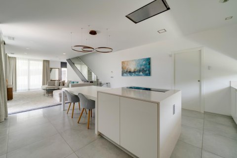 Huvila vuokrattavana Finestrat, Alicante, Espanja, 2 makuuhuonetta, 230 m2 No. 143736 - kuva 19