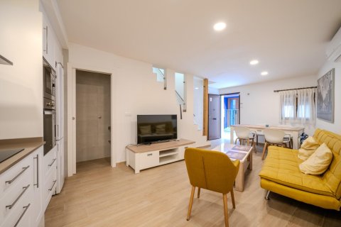 Аренда квартиры в Вильяхойоса, Аликанте, Испания 2 спальни, 60м2 №143737 - фото 8