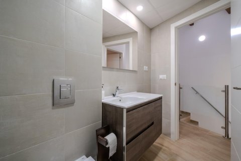 Аренда квартиры в Вильяхойоса, Аликанте, Испания 2 спальни, 60м2 №143737 - фото 23