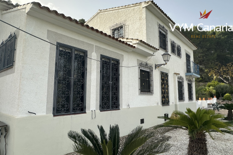 Villa zum Verkauf in Guadalest, Alicante, Spanien 3 Schlafzimmer, 255 m2 Nr. 143733 - Foto 2