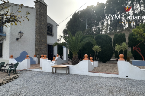 Продажа виллы в Гуадалест, Аликанте, Испания 5 спален, 255м2 №143733 - фото 1