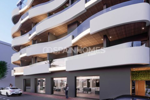 Apartment à vendre à Torrevieja, Alicante, Espagne, 3 chambres, 67 m2 No. 144657 - photo 4