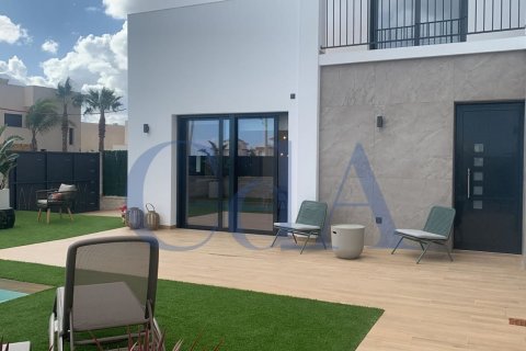 Huvila myytävänä Benijofar, Alicante, Espanja, 3 makuuhuonetta, 170 m2 No. 73970 - kuva 16