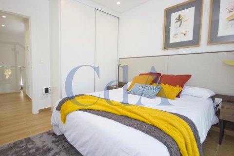 Huvila myytävänä Benijofar, Alicante, Espanja, 3 makuuhuonetta, 170 m2 No. 73970 - kuva 2