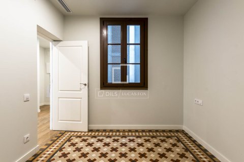 Apartment à vendre à Barcelona, Espagne, 3 chambres, 126 m2 No. 168318 - photo 21