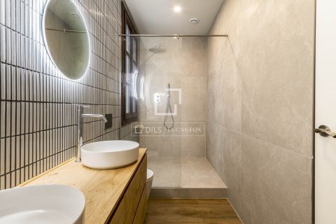 Apartment à vendre à Barcelona, Espagne, 3 chambres, 126 m2 No. 168318 - photo 30