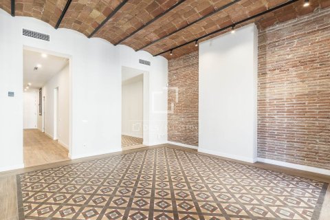 Apartment à vendre à Barcelona, Espagne, 3 chambres, 126 m2 No. 168318 - photo 3