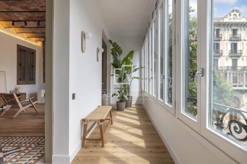 Apartamento en venta en Barcelona, España 4 dormitorios, 168 m2 No. 168321 - foto 5