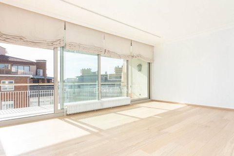 Penthauss pārdošanā Barcelona, Spānijā 3 istabas, 240 m2 Nr. 168320 - attēls 8