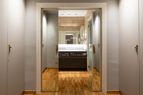 Apartment à vendre à Barcelona, Espagne, 5 chambres, 217 m2 No. 168319 - photo 22
