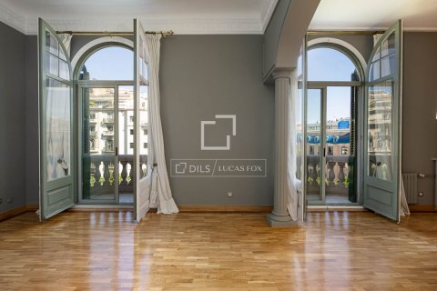 Apartment à vendre à Barcelona, Espagne, 5 chambres, 217 m2 No. 168319 - photo 3