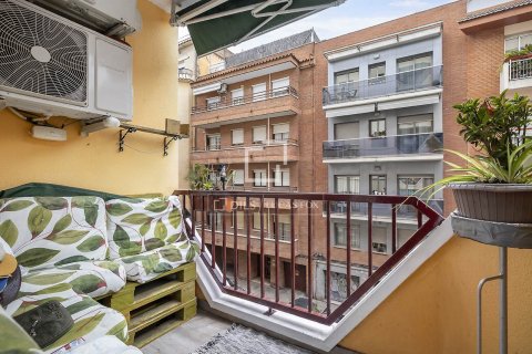 Продажа квартиры в Барселона, Испания 4 спальни, 88м2 №168324 - фото 5