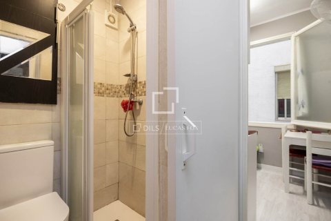 Продажа квартиры в Барселона, Испания 4 спальни, 88м2 №168324 - фото 14