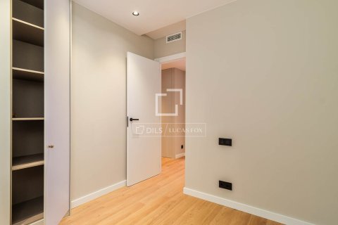 Wohnung zum Verkauf in Barcelona, Spanien 3 Schlafzimmer, 91 m2 Nr. 168322 - Foto 17